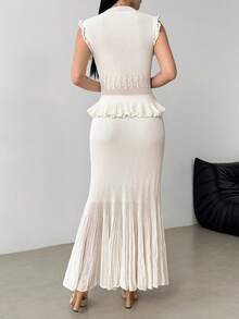 Modelyn 2件套优雅淑女风无袖针织背心和长款百褶裙套装 - 白色 - 查看 2