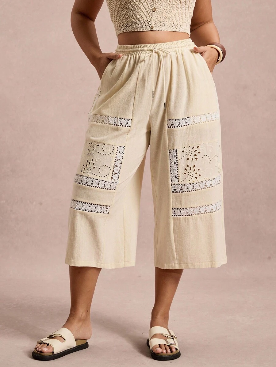 SHEIN VCAY Plus Size Women Contrast Lace Drawstring Waist Wide Leg Capri Pants