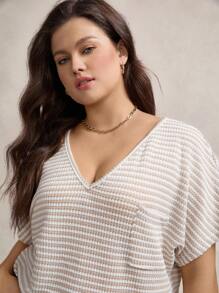 Zelara Áo thun nữ cỡ lớn kẻ sọc cổ chữ V tay cánh dơi phong cách thường ngày Boho mùa hè, Boho Old Money, dành cho nữ, phù hợp cho kỳ nghỉ xuân, lễ hội âm nhạc, nghỉ lễ mùa xuân. - Nhiều màu - Xem 2