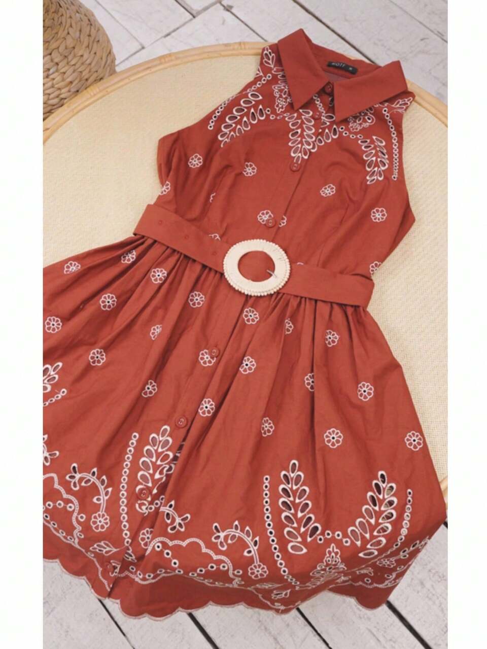MOTF FLORAL EMBROIDERY SLEEVELESS DRESS