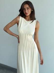 Aloruh 极简杏色 V 领无袖褶皱紧身连衣裙，适合通勤和度假 - 杏色 - 查看 5