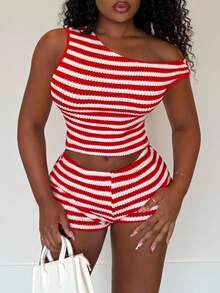 Alexandranx 2 件套女士节日条纹针织不对称肩部贴身上衣和超低腰紧身短裤，适合派对、圣诞节、情人节、约会、海滩、游轮、狂欢节、复活节 - 紅白色 - 查看 3