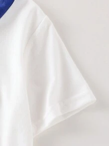 SHEIN 2件組少女象牙色針織V領藍色兔子印花T恤與灰色長褲休閒運動時尚套裝，夏季校園少女寬鬆大版套裝 - 白色 - 查看 6