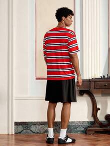 SWAVVY 夏季休闲男士两件套西装红黑条纹数码印花宽松版型圆领短袖配短裤针织T恤套装 - 彩色 - 查看 2