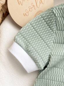 新生儿男/女宝宝绿色纹理柔软舒适提花面料撞色针织柔软polo领短袖半拉链连体短裤，适合度假、居家和外出穿着。 - 薄荷綠 - 查看 4