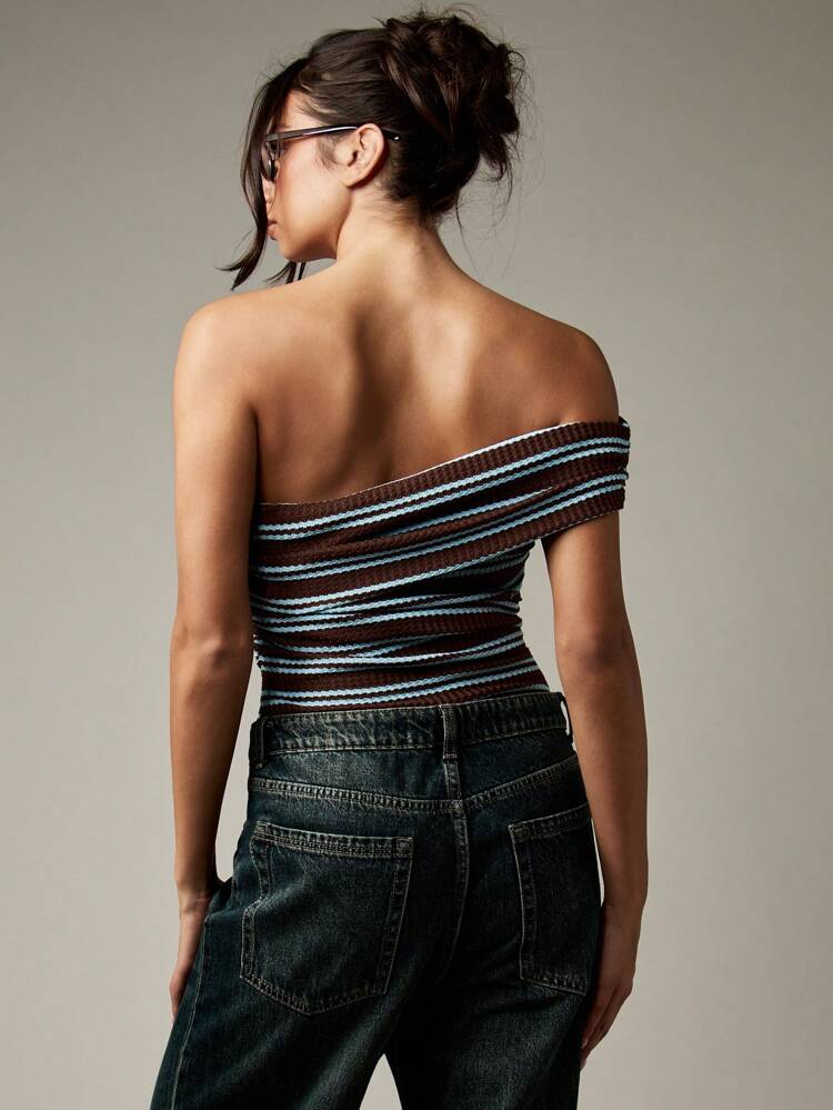 MISSGUIDED Combinaison asymétrique à rayures avec une seule épaule, style Bardot, en jersey côtelé extensible, pour la plage, les clubs, les festivals et les soirées d'été