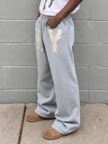 Manfinity EMRG 男士休闲宽松字母贴花抽绳腰阔腿保暖内衬运动裤，灰色宽松运动裤，Y2K 纽约运动裤，送给男友的绝佳礼物，返校季必备 - 淺灰色 - 查看 6