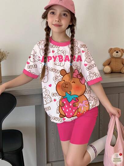 青少年女孩休闲草莓和卡里奥卡印花、蝴蝶结设计、短袖上衣和短裤两件套，夏季