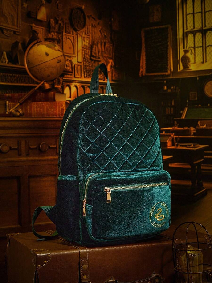 HARRY POTTER X SHEIN Mochila de moda de terciopelo verde oscuro acolchada con bordado de serpiente y letra para volver a la escuela - Verde - Ver 1