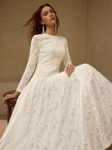 MOTF PREMIUM VESTIDO FORMAL BORDADO CON ENCAJE