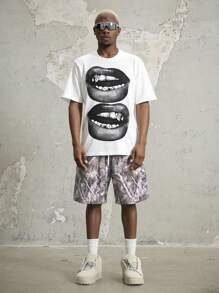 Manfinity EMRG Conjunto de camiseta gráfica con estilo callejero sexy con estampado de labios y camuflaje
