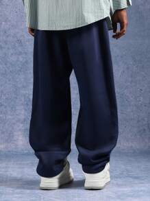 Pantaloni della tuta con cavallo basso SUMWON, con stemma ricamato del club di tennis, vestibilità morbida e rilassata, con coulisse ed elastico in vita, pesanti e confortevoli, adatti per l'abbigliamento casual in inverno, autunno e primavera, tinta unita - Blu Navy - Visualizzare 4