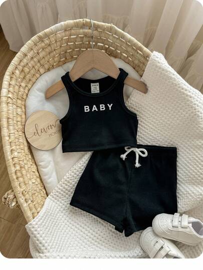 Baby Girl Letter Graphic Tank Top & Tie Front Shorts