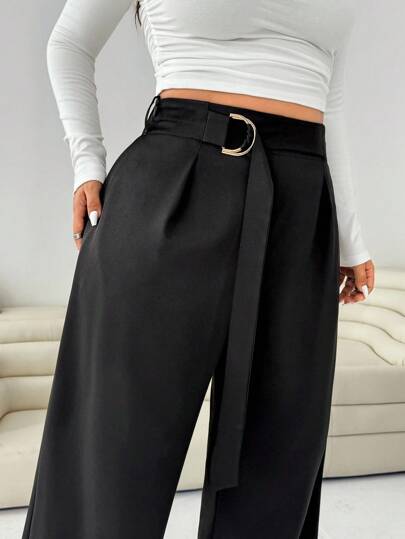 Solflare 大码女式纯色褶皱西裤，配腰带和装饰环
