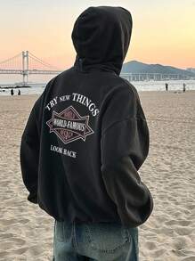 DAZY Men's Letter Graphic Hooded Sweatshirt, Autumn - Grey - View 1