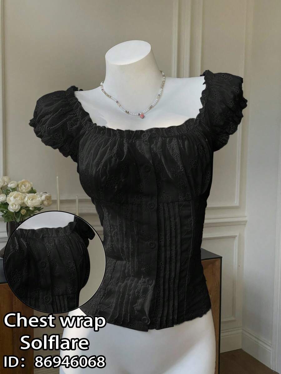 Comfortcana 大码女式黑色单排扣孔眼刺绣衬衫 - 黑色 - 查看 1