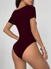 Flirla Bộ đồ liền thân cổ vuông tay ngắn ôm sát màu trơn tối giản dành cho nữ, đa năng cho việc đi lại hàng ngày, mùa xuân/hè - Màu Đỏ Sâu - Xem 2