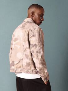 SUMWON 优质卡车司机夹克沙漠迷彩图案军装风格纽扣前牛仔棉质休闲外套带胸袋秋季街头时尚 - 卡其色 - 查看 3