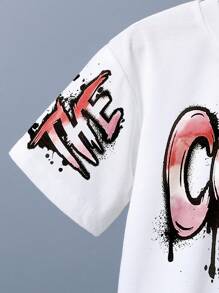 GraphicGems 2 件年轻男孩“最酷的兄弟”涂鸦印花圆领短袖白色 T 恤和红色编织短裤套装，夏季