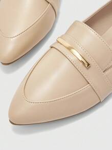 CUCCOO BIZCHIC Women's Fashionable Apricot Minimalist Metal Buckle Flat Loafers, Suitable For Commuting, Dating, Party, Shopping, School And Other Occasions - Apricot - View 7