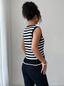 Selianne Sleeveless Round Neck Floral Hem Contrast Color Elegant Romantic Delicate Women Sweater Vest - Black and White - View 2