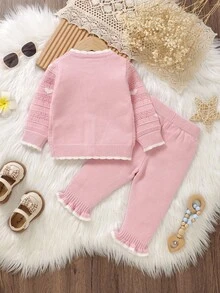 SHEIN 2pcs Baby Girls Pink And White Heart Pattern Knitted Cardigan+Pants Set,Cute Autumn Matching Family Outfit,Soft Casual Fall Winter Clothes For Infant - Pink - View 3