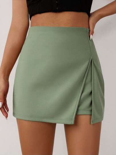 EURMUSE Enkla, casual, enfärgade shorts med slits i nederkant för kvinnor, sommar