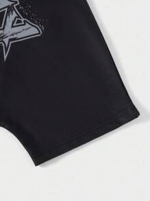 Manfinity ZONE917 Men's Black Graphic T-Shirt With Skull Print And Stars, Hip-Hop Streetwear Style - Black - View 4