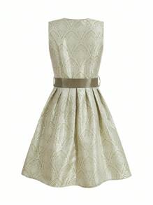 SHEIN Frenchy Váy không tay thêu lưới tương phản cổ điển dành cho nữ Váy không tay buộc eo cổ điển cổ chữ V dành cho nữ Váy ren tương phản tay ngắn cổ vuông có thắt lưng toàn thân in họa tiết viền bèo nhún ngọt ngào Váy dạ hội Oktoberfest Tracht Oktoberfest Wiesn Bierfest Dirndl Lễ hội Oktoberfest Váy ngắn thanh lịch không tay cổ vuông cài nút nửa vạt Áo dạ hội Oktoberfest Dirndl - màu xanh lá - Xem 10