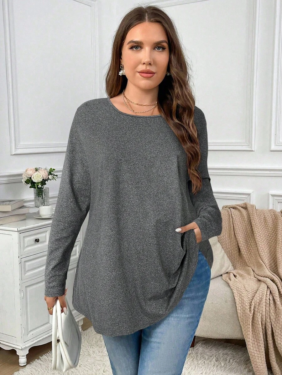 SHEIN Privé Plus Size Elegant Casual Vacation Loose Fit Long Sleeve Round Neck Solid Color Basic Layering Umbrella Hem T-Shirt Gray Top Long Sleeve Top Sweater For Women Gray Sweater Grey Top Tops For Women Gray Top For Women/Fall/Winter Long Sleeve Gray Top Grey Tops For Women