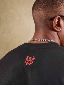 SUMWON Alternativ Gothic Streetwear Langarm T-Shirt in Oversized Passform mit Totenkopf Grafik-Muster, Winter Festival Konzert Punk Rock Stil