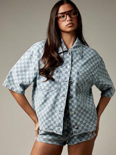 MISSGUIDED Chaqueta de mezclilla con estampado de cuadros oversize, camisa de manga corta con cuello de botones, estilo retro Y2K, de calle, para festivales, verano y primavera, prenda exterior casual