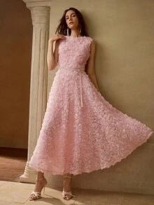 MOTF PREMIUM 仿珍珠细节贴花舞会礼服