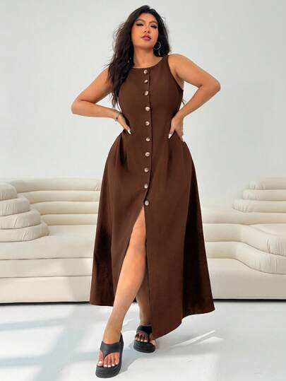 Solflare 大码女式纯色单排扣圆领无袖休闲连衣裙