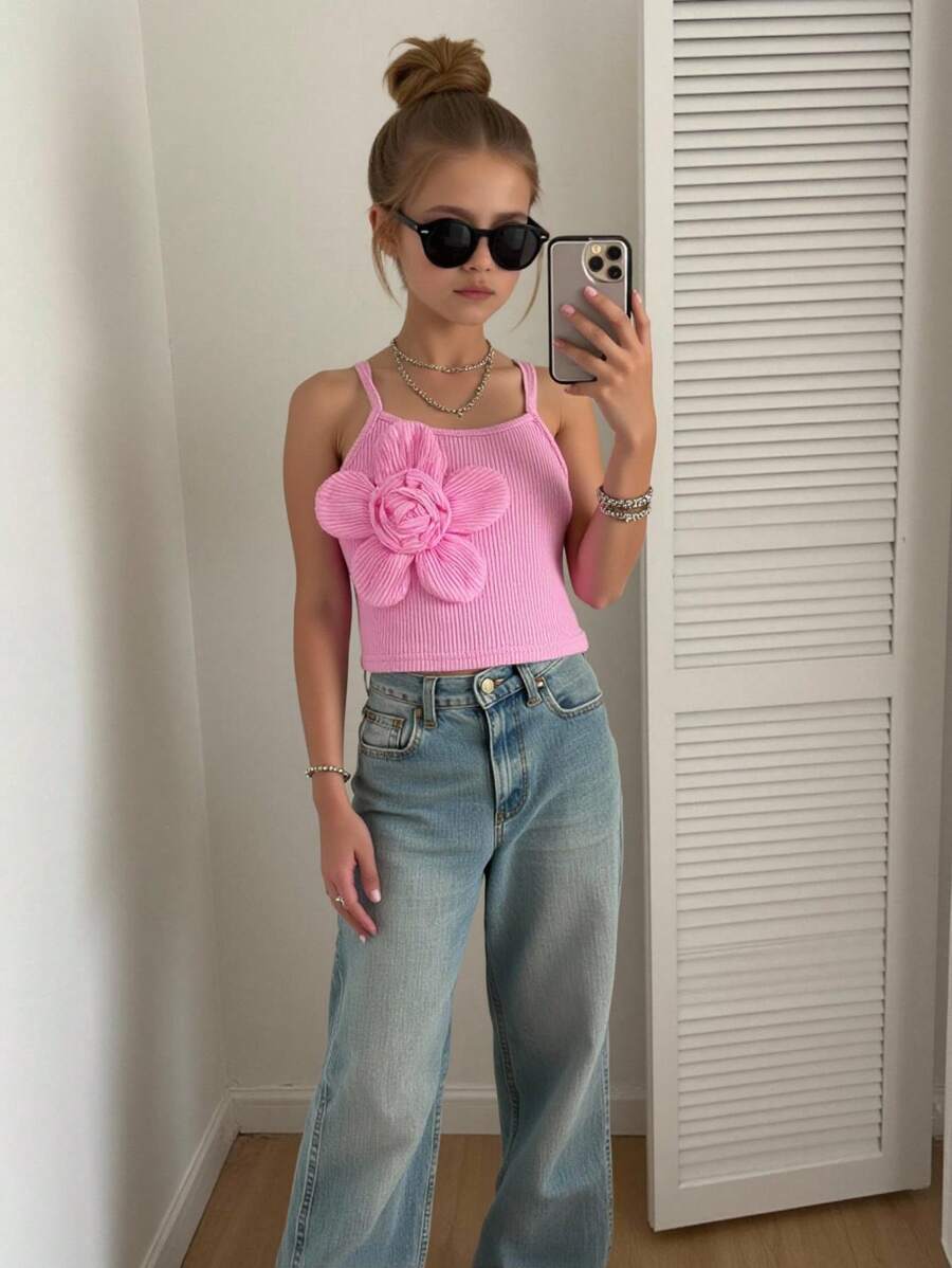 SHEIN 年轻女孩夏季合身休闲简约舒适3D花卉装饰纯色吊带背心 - 粉色 - 查看 1