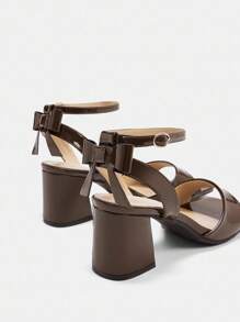 CUCCOO CURVES Women's Plus Size Wide Fit Sandals, Simple Open Toe Bow Decor, Suitable For Summer Outing, Vacation And Daily Wear For Christmas - Coffee Brown - View 4