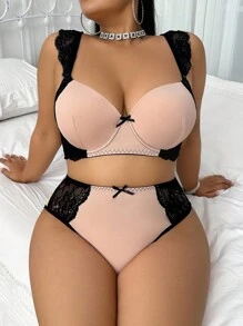 SHEIN 2pcs Plus Size Lace Patchwork Underwire Bra & Panty Set, Lingerie Set, Lift - Multicolor - View 1