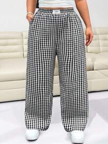 Solflare Checkered Casual Plus Size Women Flare Leg Pants Gingham Pants Black And White Gingham Pants,Back To School,Teacher Outfits, Fall Black And White Checkered Pants,Fall Clothes For Women - Black and White - View 3