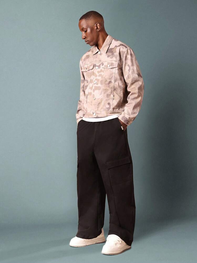 Cropped Trucker Jacket With Camouflage Pattern