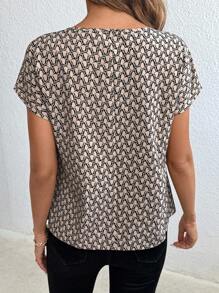 SHEIN Clasi Women's Geometric Print Round Neck Batwing Short Sleeve Casual Shirt - Multicolor - View 2