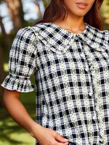 WESTFADE قميص مقصر بأكمام قصيرة منتفخة، زر إلى ملابس علوية، مزين بطيات وطبعات مطرزة