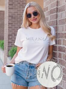 SHEIN LUNE Camiseta de manga corta casual de talla grande para mujer con impresión de la frase MILANO ITALY y gráficos