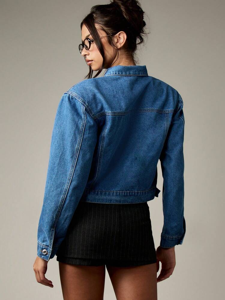 MISSGUIDED Oversized Shoulder Pad Denim Jacket Trucker Style Retro 90s Y2K Fashion Statement Piece Fall Winter Outerwear Classic Vintage Inspired Design With Button Front Closure