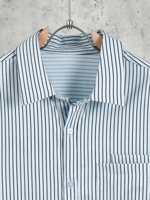 Manfinity Dauomo Casual Fashion Men's Striped Single-Breasted Pocket Shirt - Baby Blue - View 4