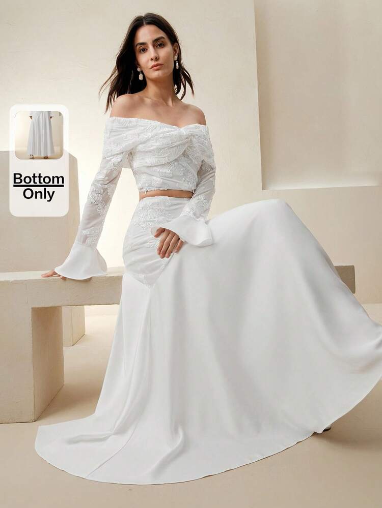 Women's White Knitted Maxi Skirt With 3D Floral Embroidery Detail