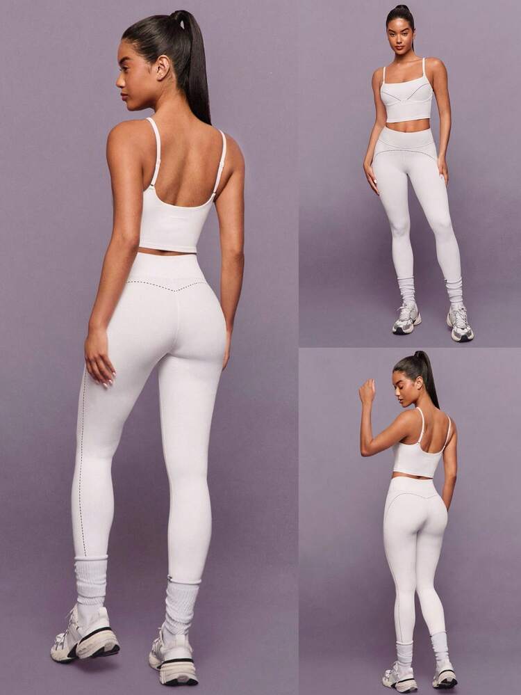 FeatherFit™ グロウメイカー ソフト ストレッチ 吸汗速乾 コントラストドット柄 取り外し可能カップ 調節可能ストラップ バストアップシーム アクティブタンク ヨガ ピラティス スタジオ ジム デイリーアクティブ