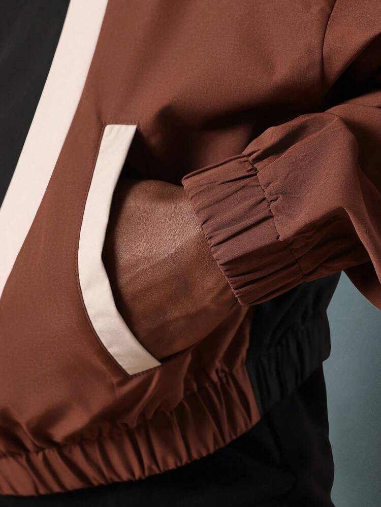 Windjacke mit Farbblockdesign und hohem Kragen