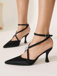 CUCCOO CHICEST 女士几何扣水钻带尖头细高跟中跟优雅迷人浪漫性感哥特式复古奢华黑色缎面高跟凉鞋，适合正式场合、派对、婚礼、约会、节日（万圣节、圣诞节、感恩节、新年） - 黑色 - 查看 6