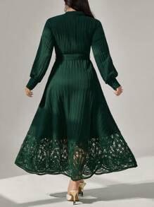 Modelyn Đầm cỡ lớn thanh lịch in hoa, thêu họa tiết chắp vá, khoét lỗ phía trước, cài nút và buộc dây ở eo, tôn dáng cho phụ nữ. - Màu xanh lá cây đậm - Xem 2