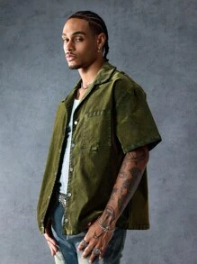 ROMWE MEN Street Life Herren-Jeanshemd mit Reverskragen, kurzen Ärmeln, einreihig, lässig, mit Tasche